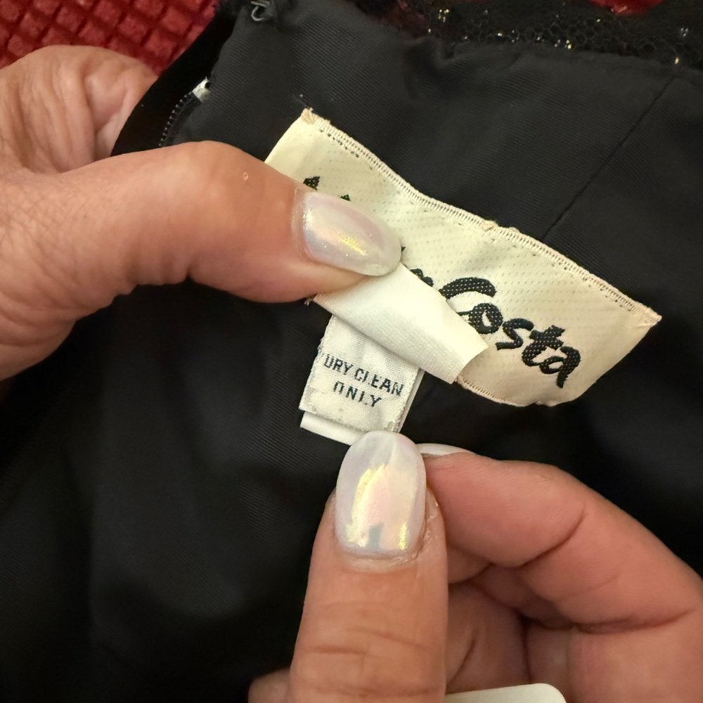 VICTOR COSTA EVENING GOWN SMALL - Picture 5 of 10